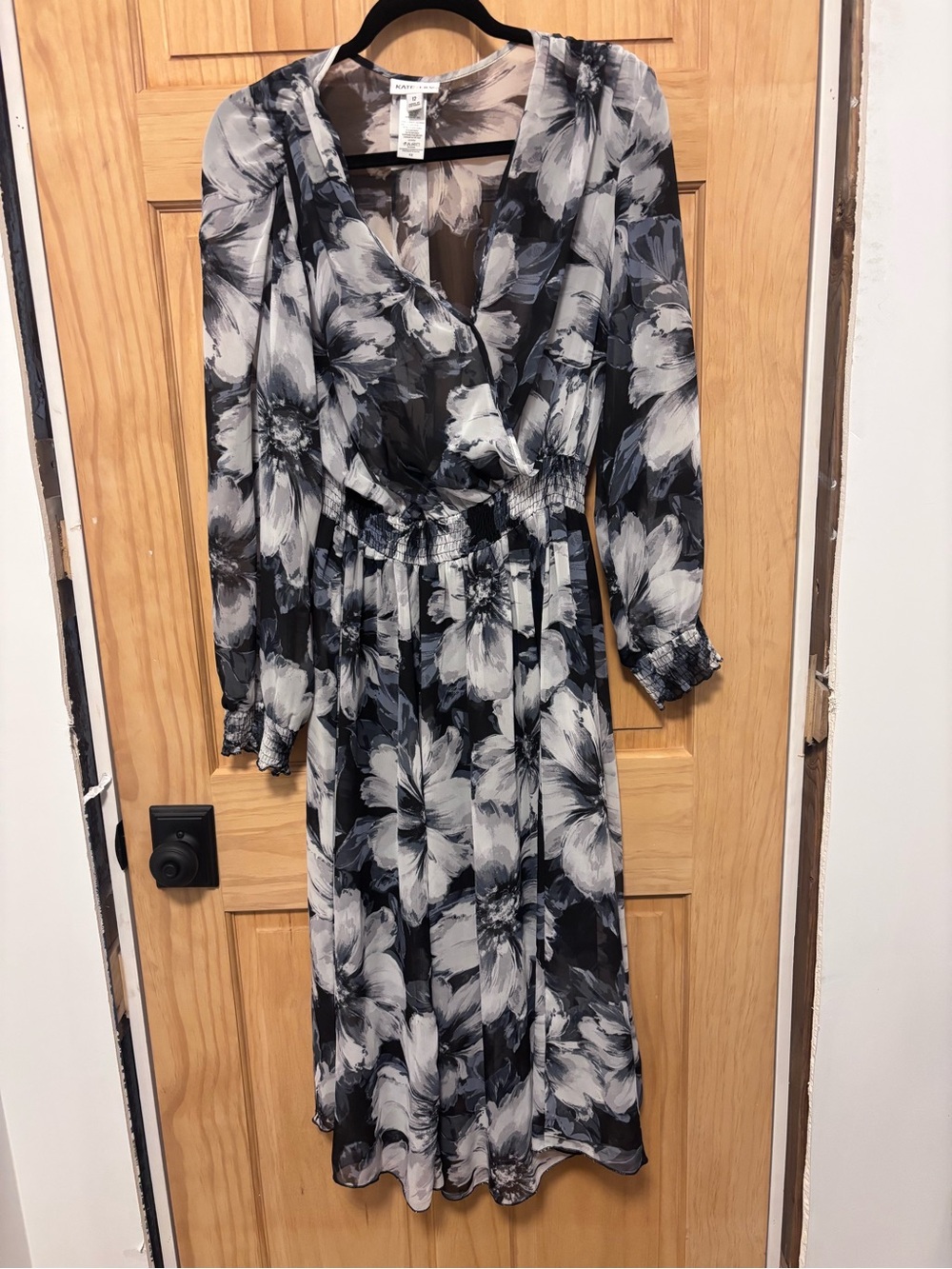 Lightweight Black & White Floral Long-Sleeve Midi Dress